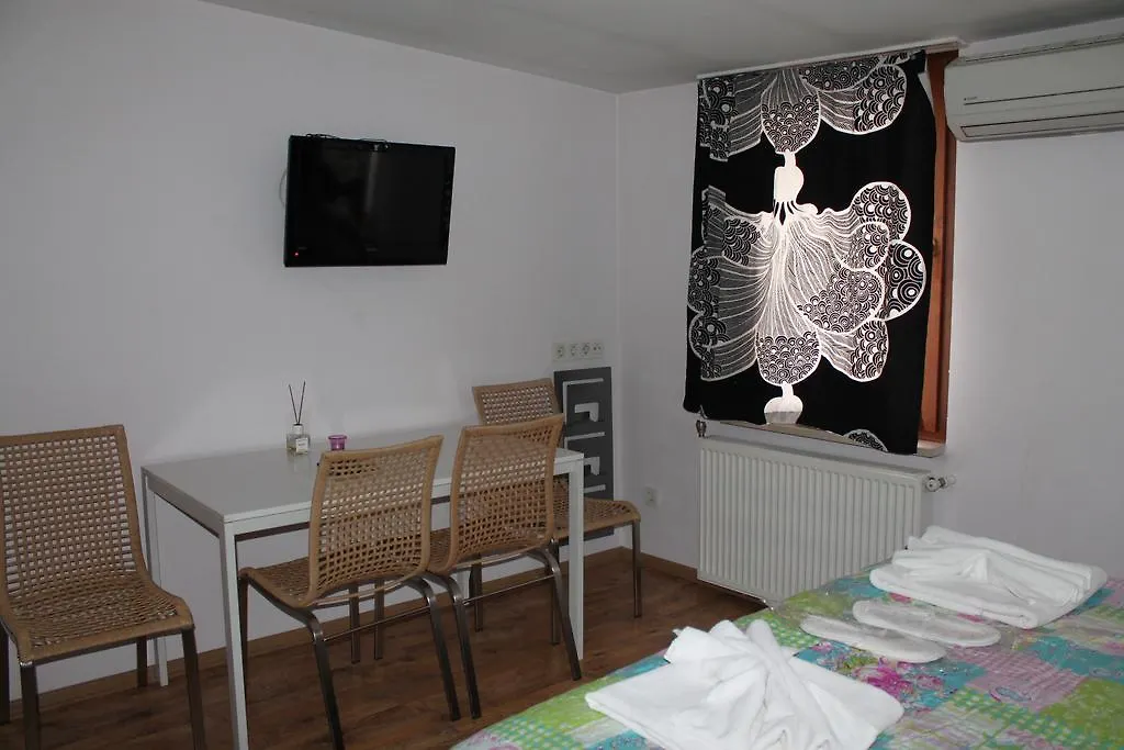 Piccolo Suite Istanbul 2*,